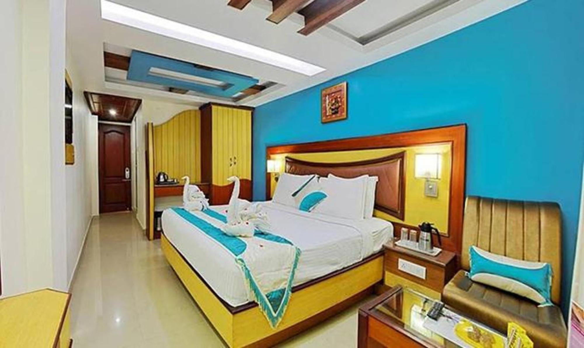Hotel Ponmariresidency Udagamandalam Exterior foto