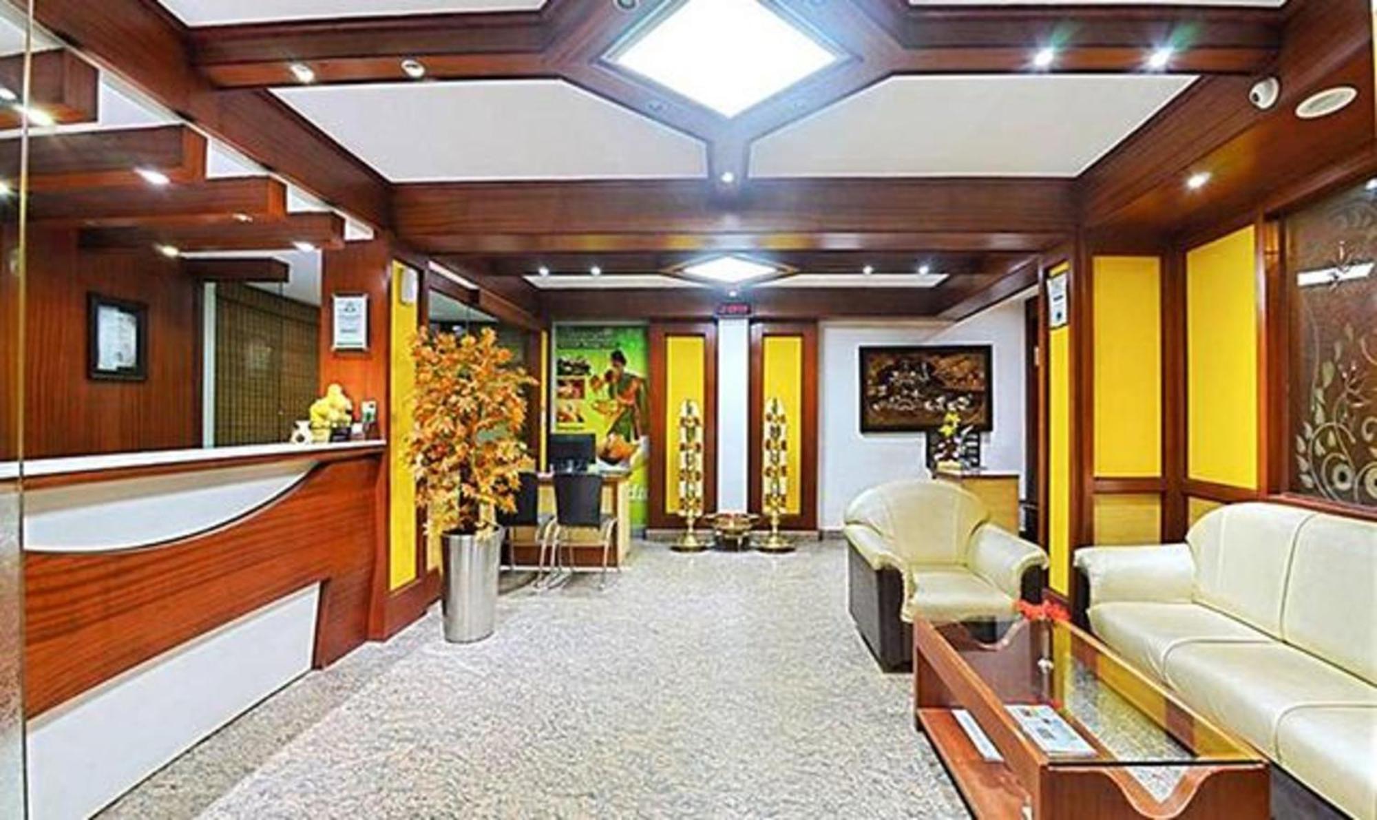Hotel Ponmariresidency Udagamandalam Exterior foto