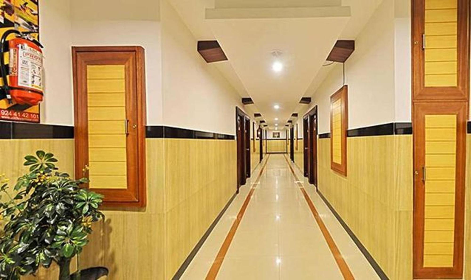 Hotel Ponmariresidency Udagamandalam Exterior foto